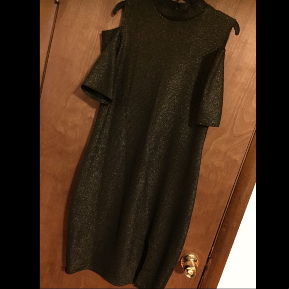 Black with gold speckled dress size L